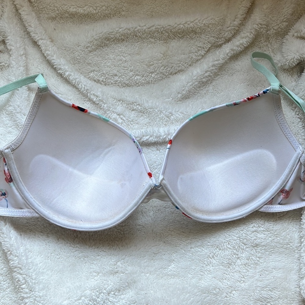 38DD White Floral Bra - Picture 4 of 5